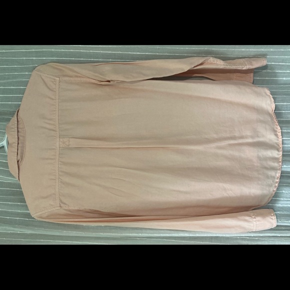 AE Button up shirt - Picture 2 of 3